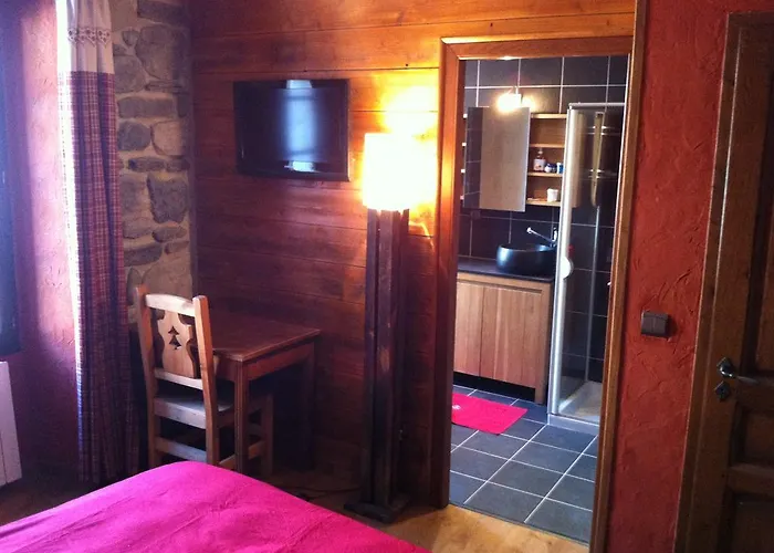 Au Chant Des Marmites 圣拉里苏朗