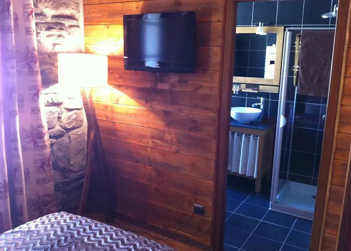 Bed and Breakfast Au Chant Des Marmites Saint-Lary-Soulan