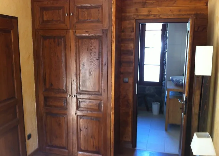 Au Chant Des Marmites 4* 圣拉里苏朗