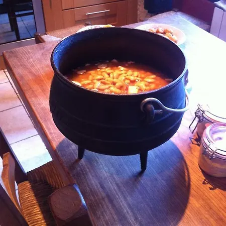 Bed & Breakfast Au Chant Des Marmites *